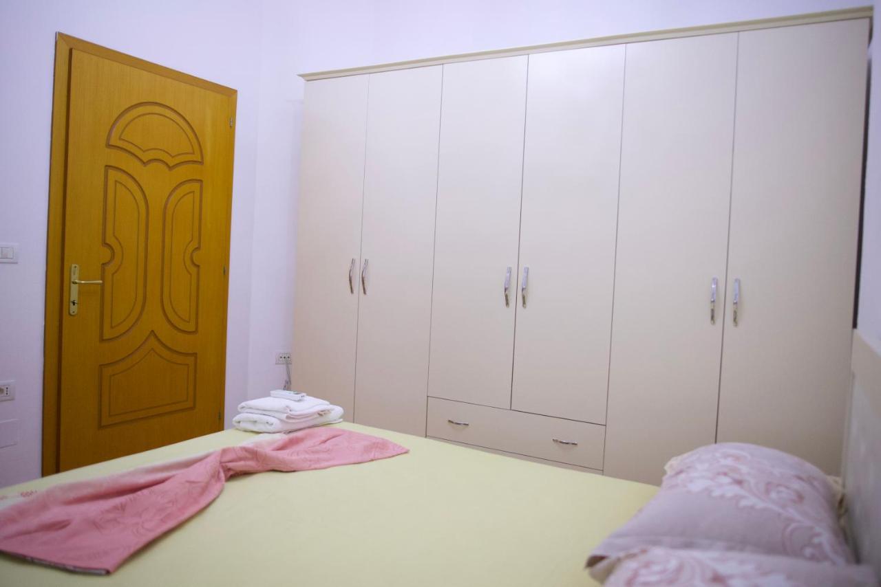 Nea'S Apartment Shkoder Exterior photo